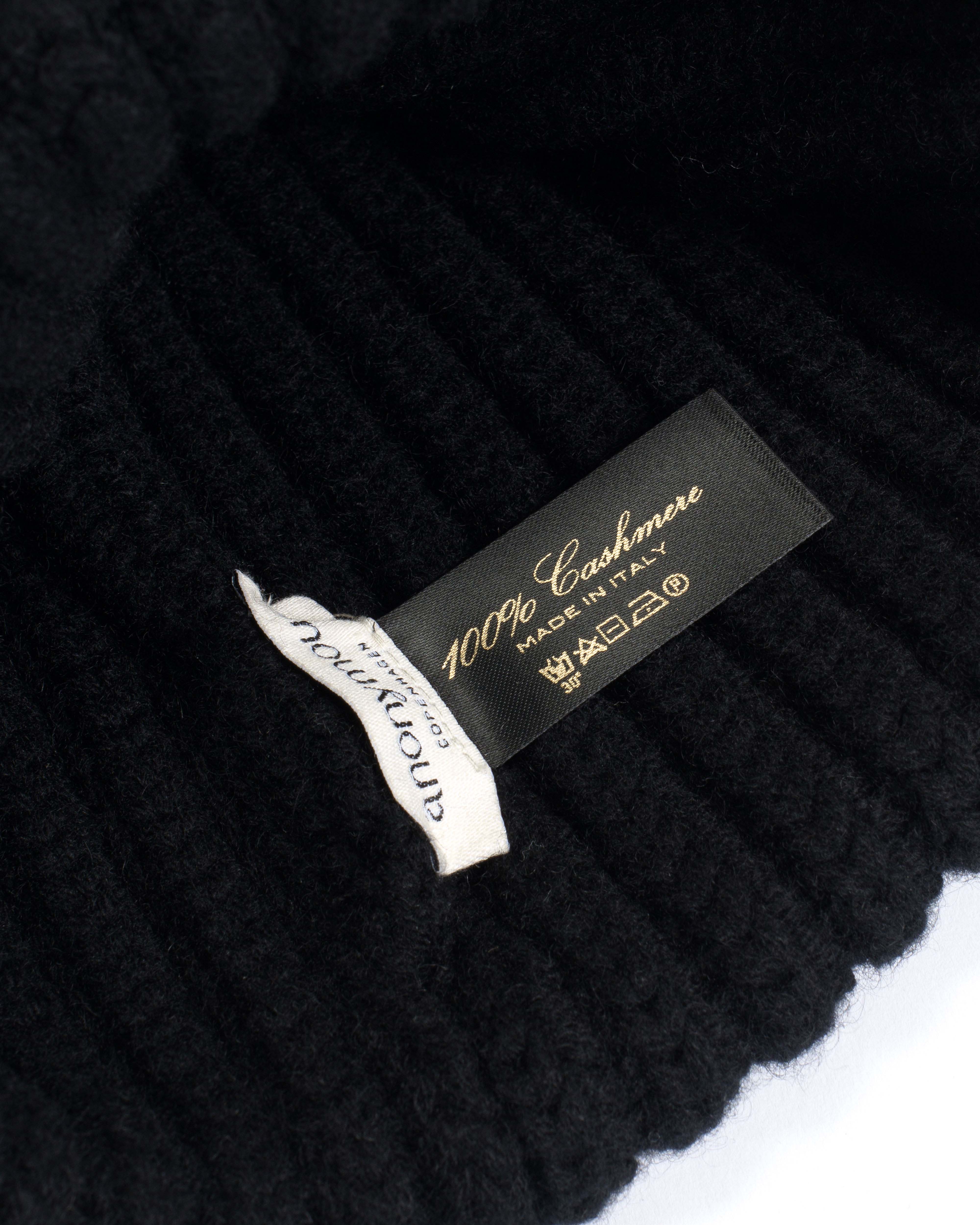 Sandra beanie 100% cashmere Black - Image 4