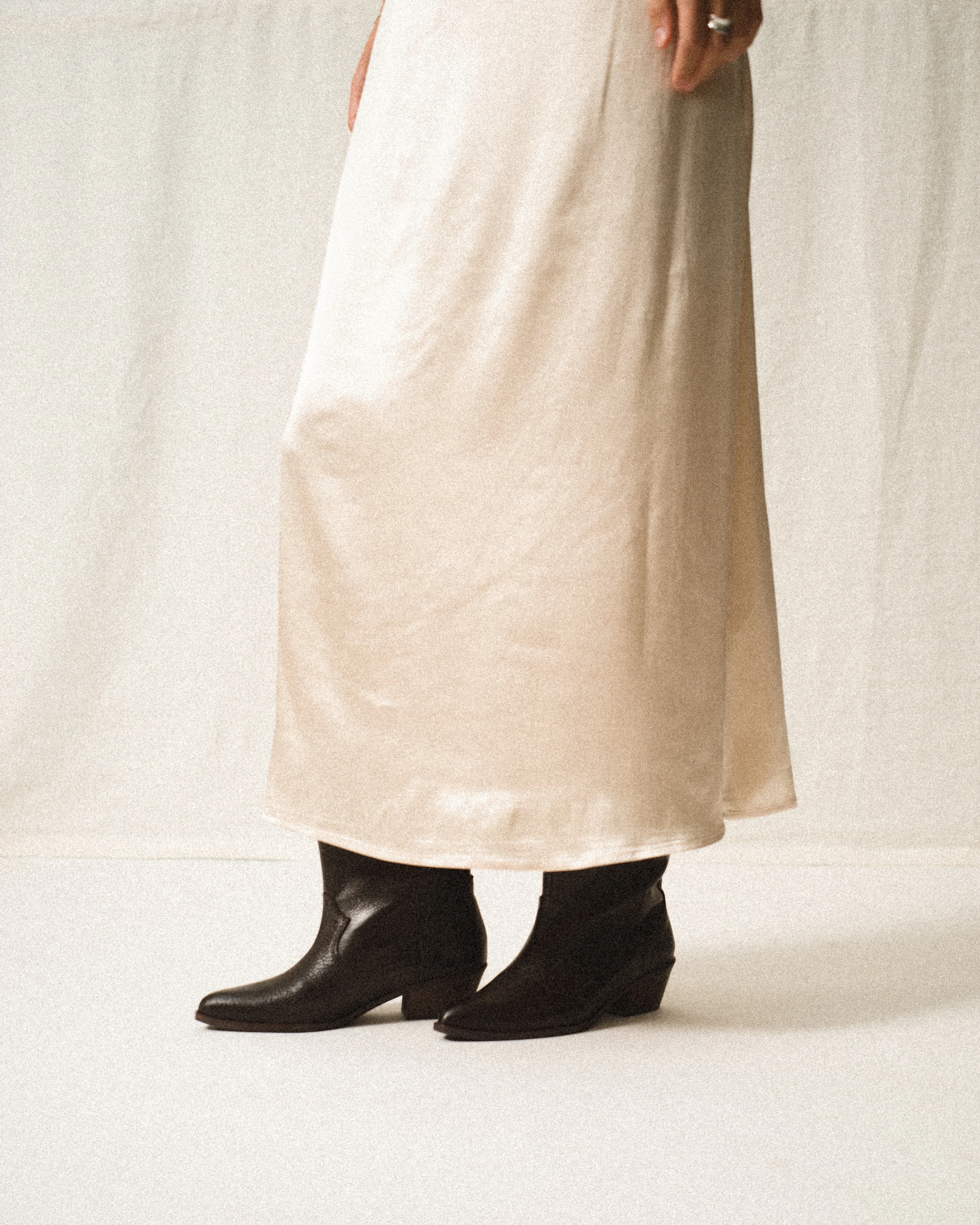 Saseline 35 Grained chevre goat Coffee brown - Image 3