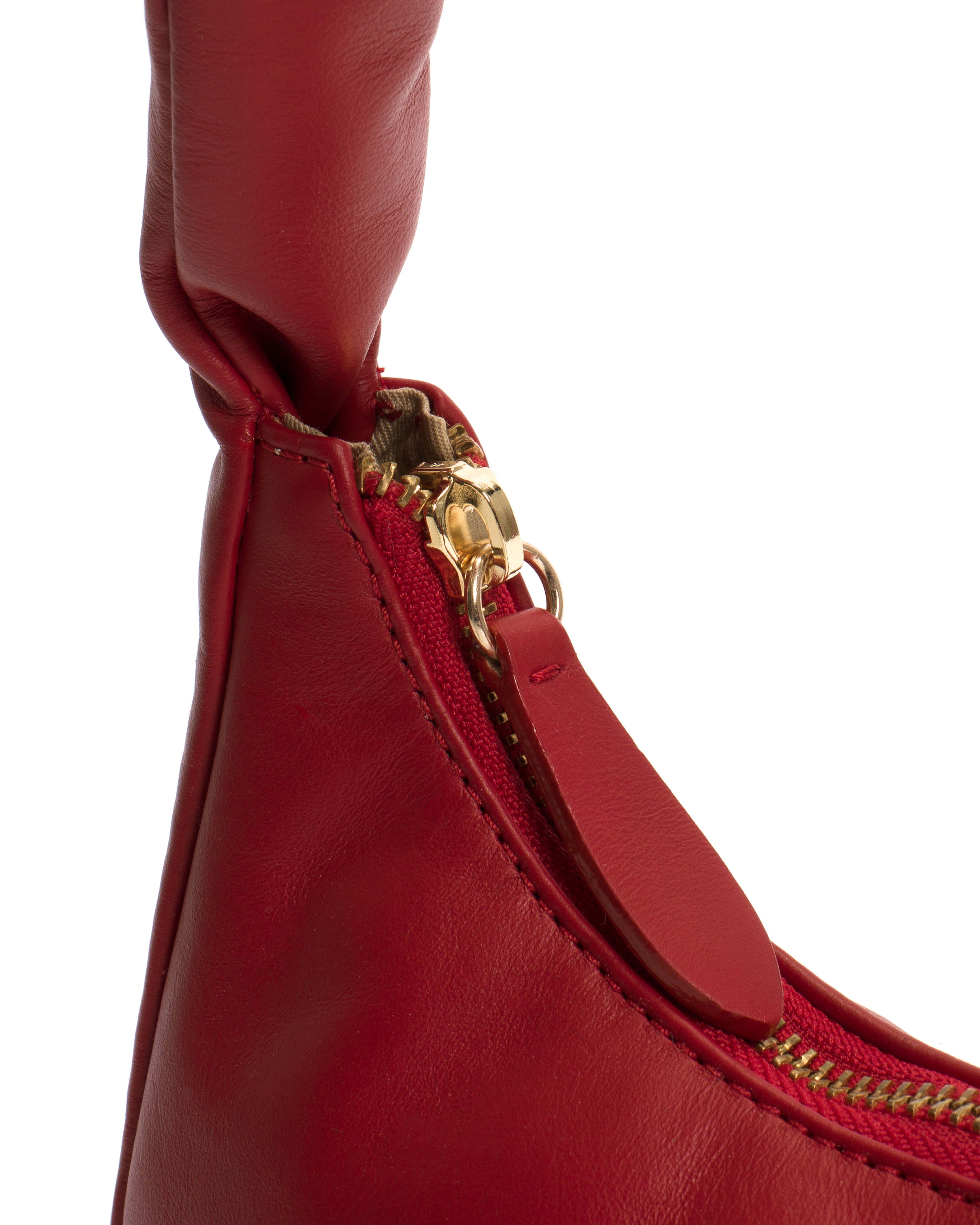 Shane petite pillow bag Soft calf Ruby red - Image 5
