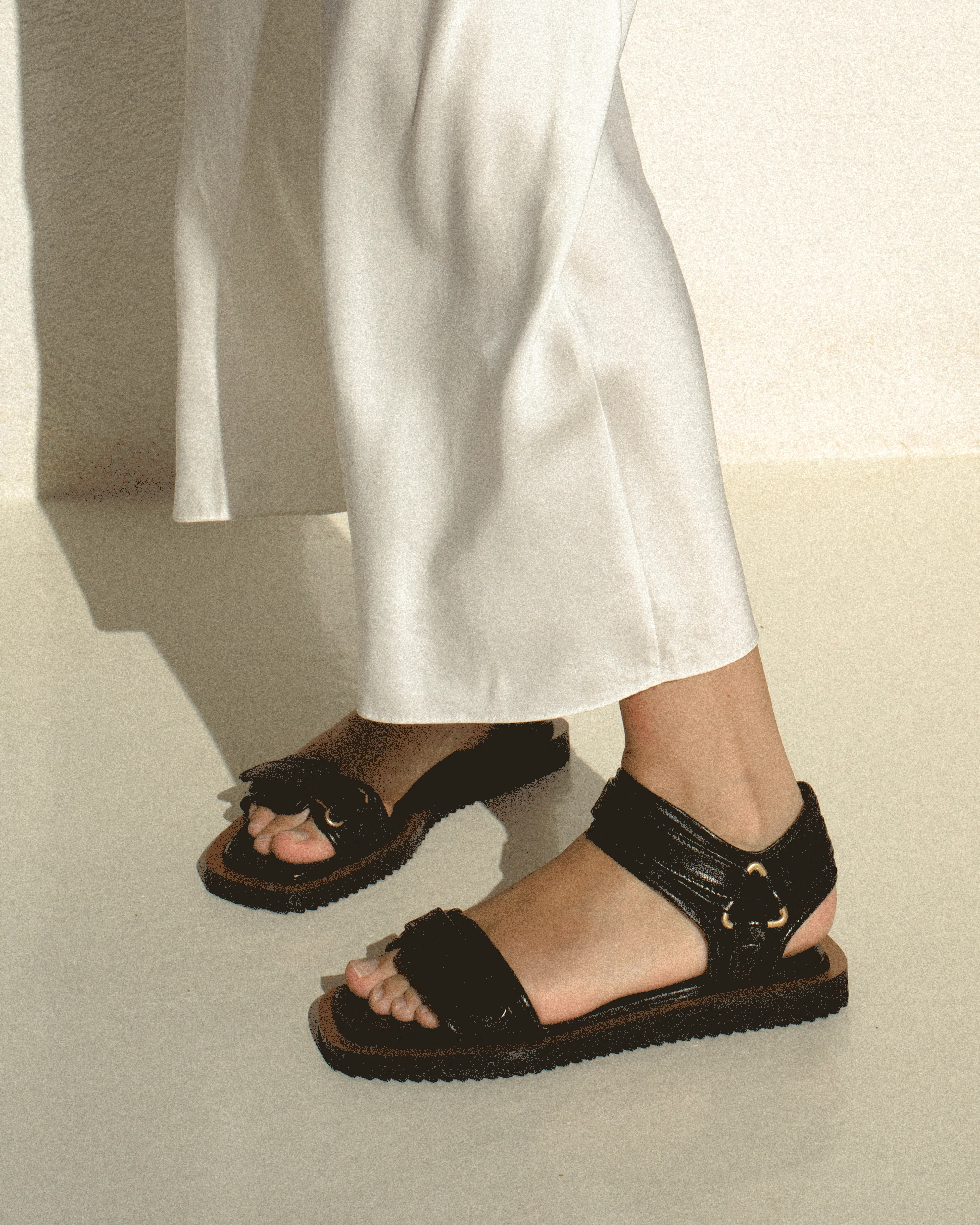 Shantell flats Shiny lamb Black - Image 3