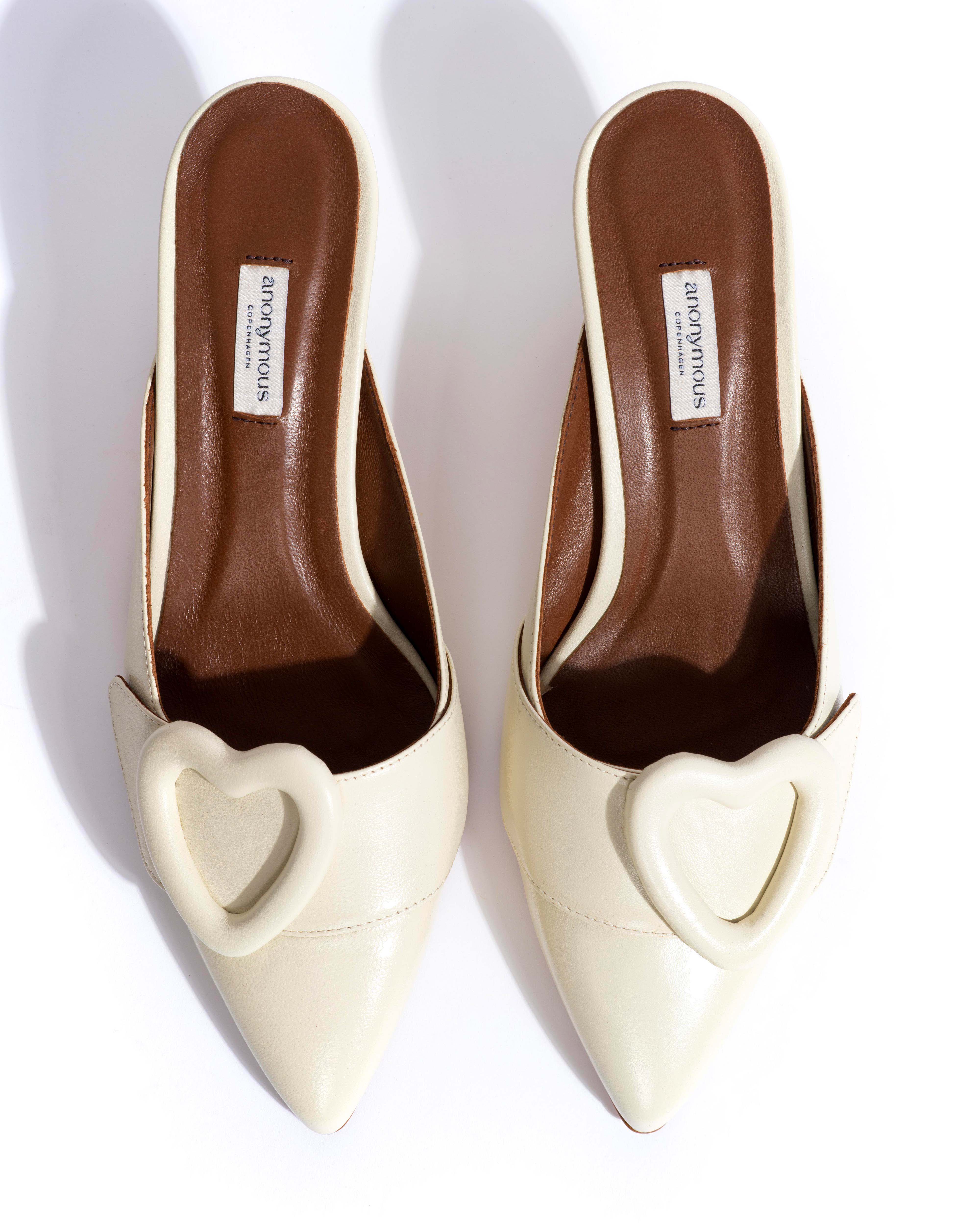 Shila 50 kitten Shiny lamb White sand - Image 5