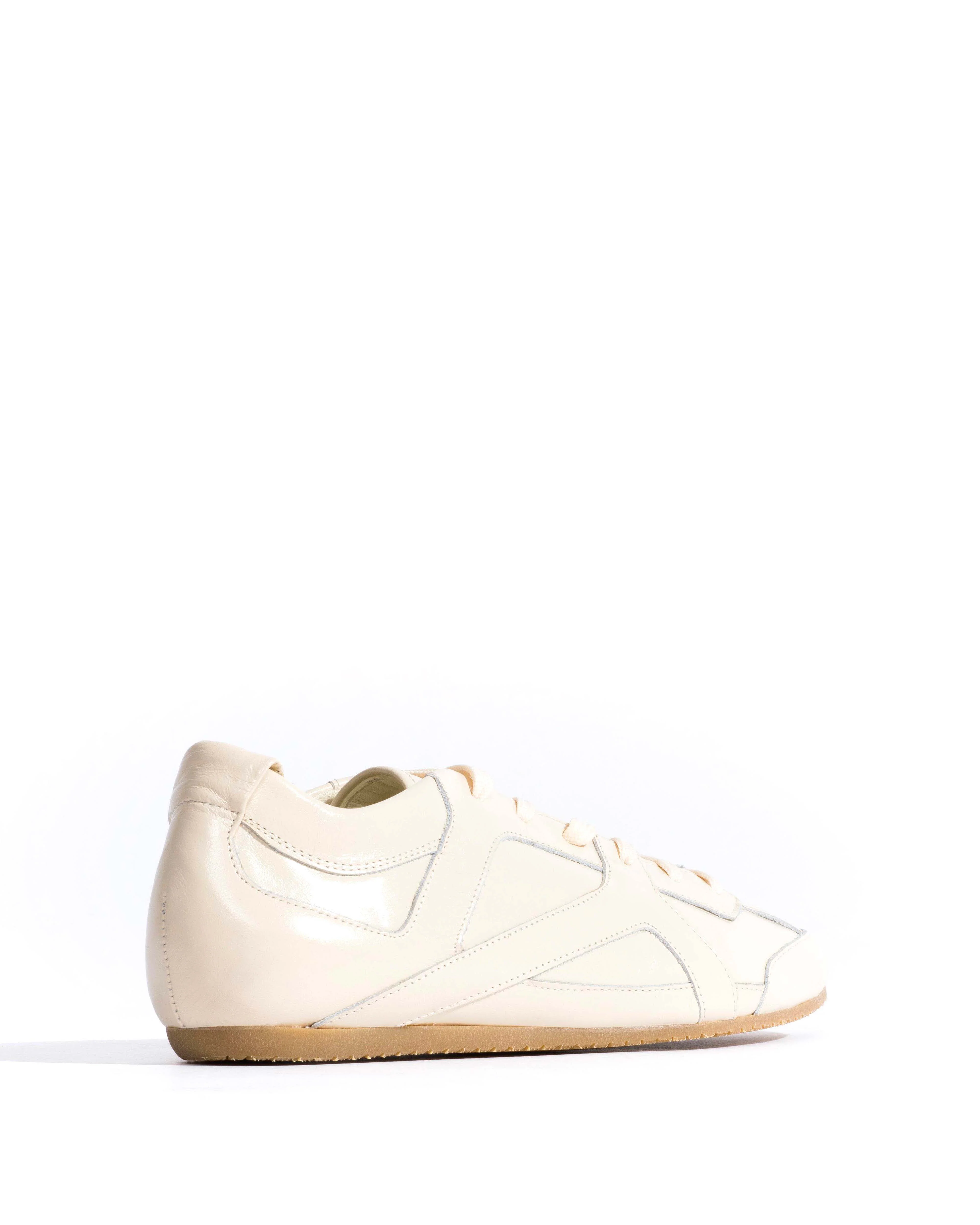 Sneakerina Crinkled polished goat White sand - Image 2