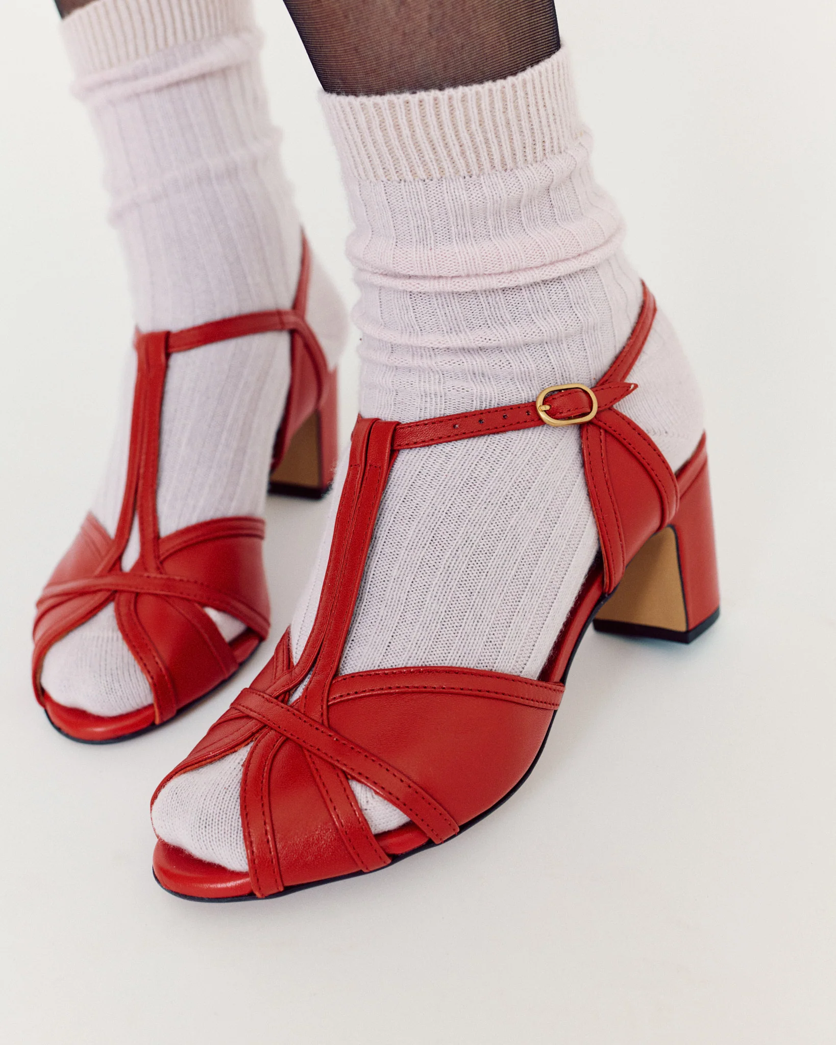 Therese 55 Shiny lamb Ruby red - Image 3