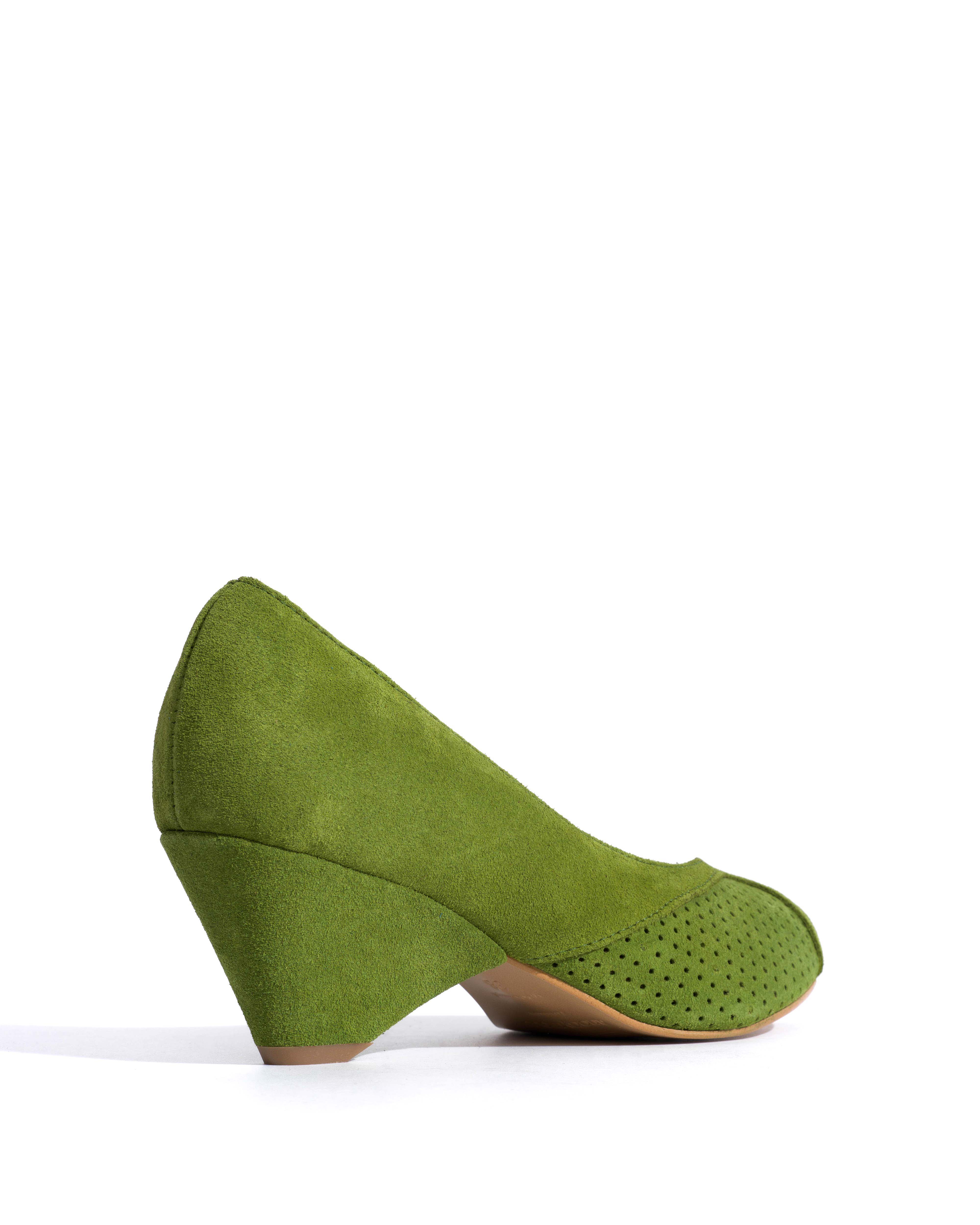 Tiffany triangle Calf suede Grass green - Image 4