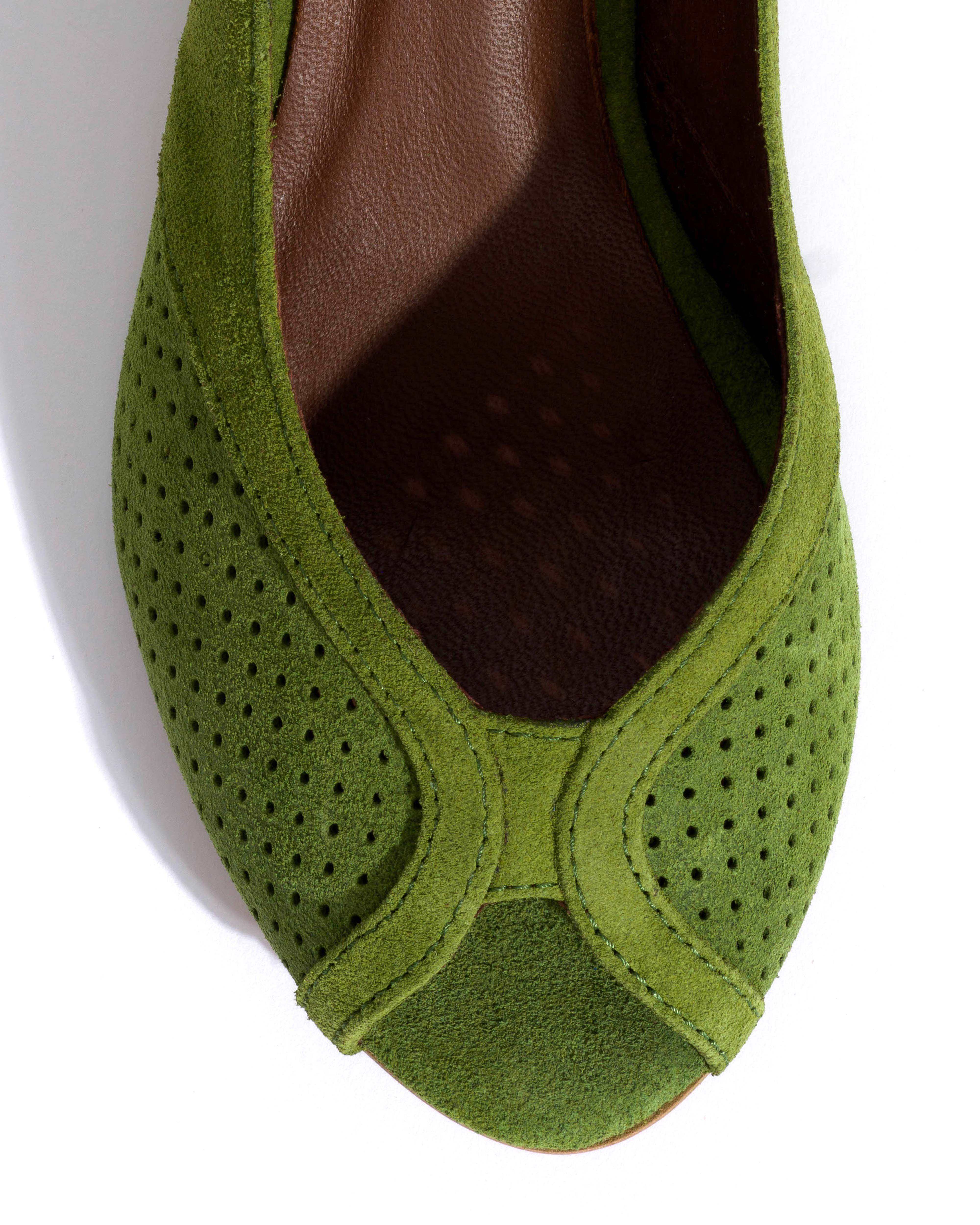 Tiffany triangle Calf suede Grass green - Image 6