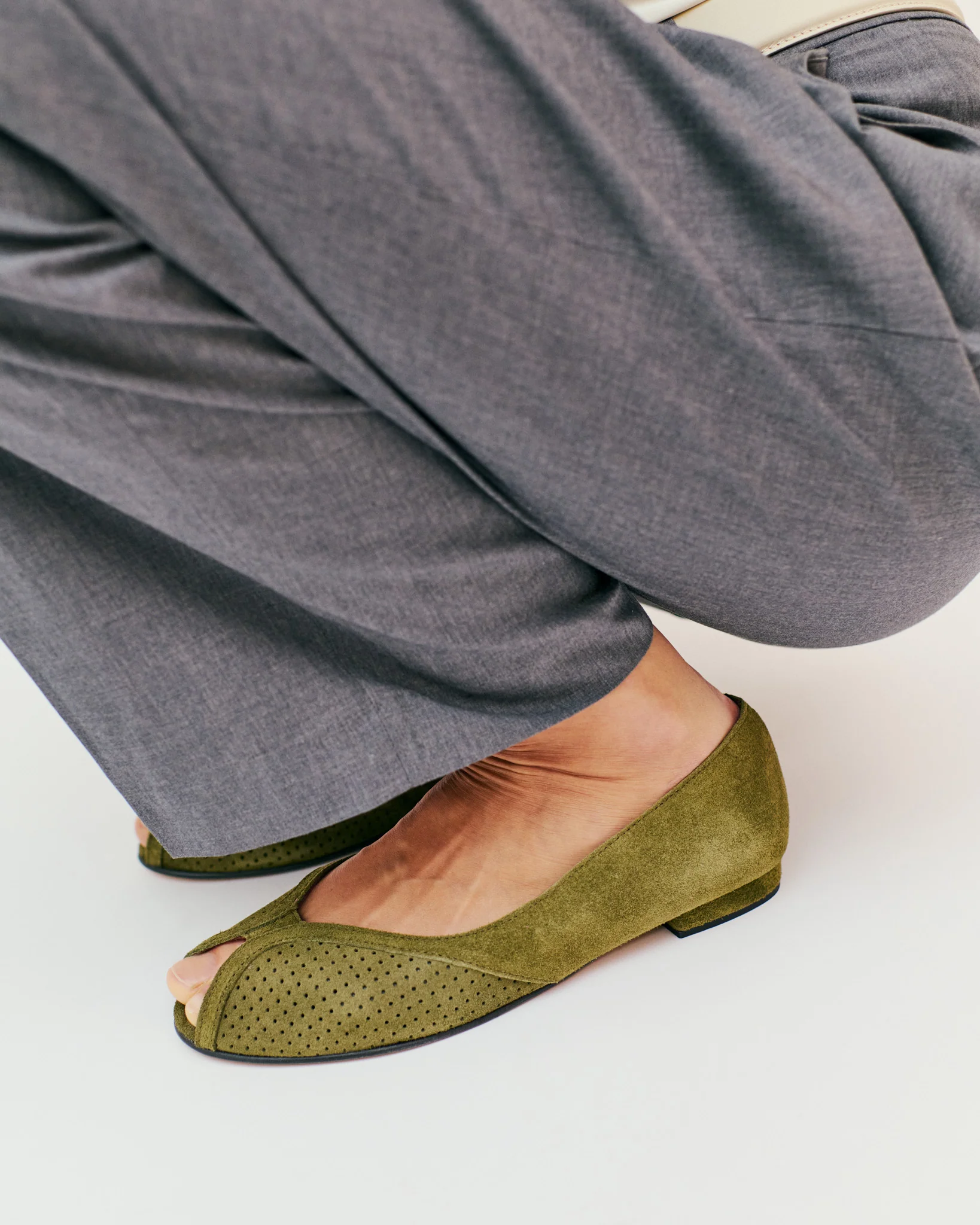 Tiffy Calf suede Olive green - Image 3
