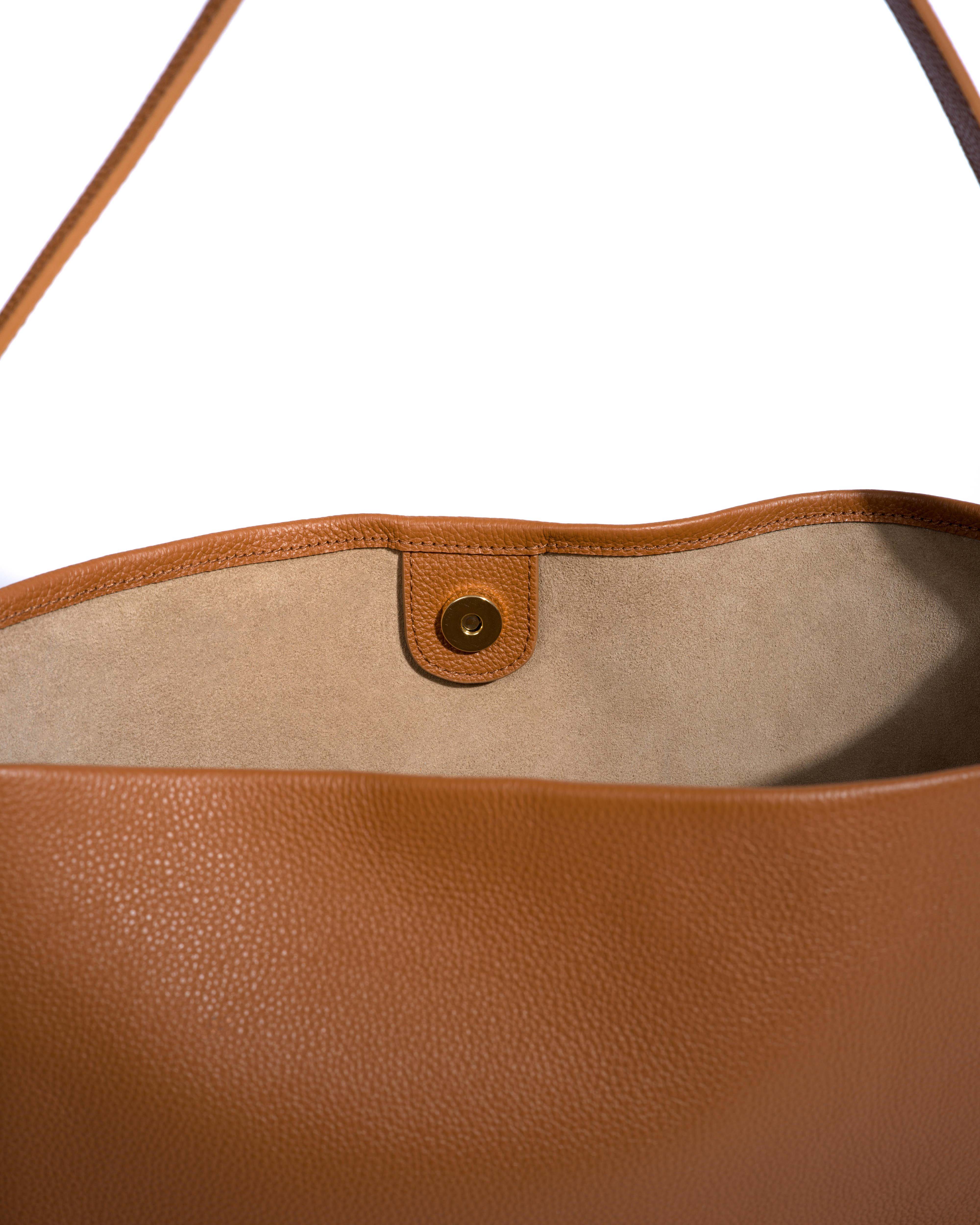 Versa everyday bag Pebbled soft calf Camel - Image 5