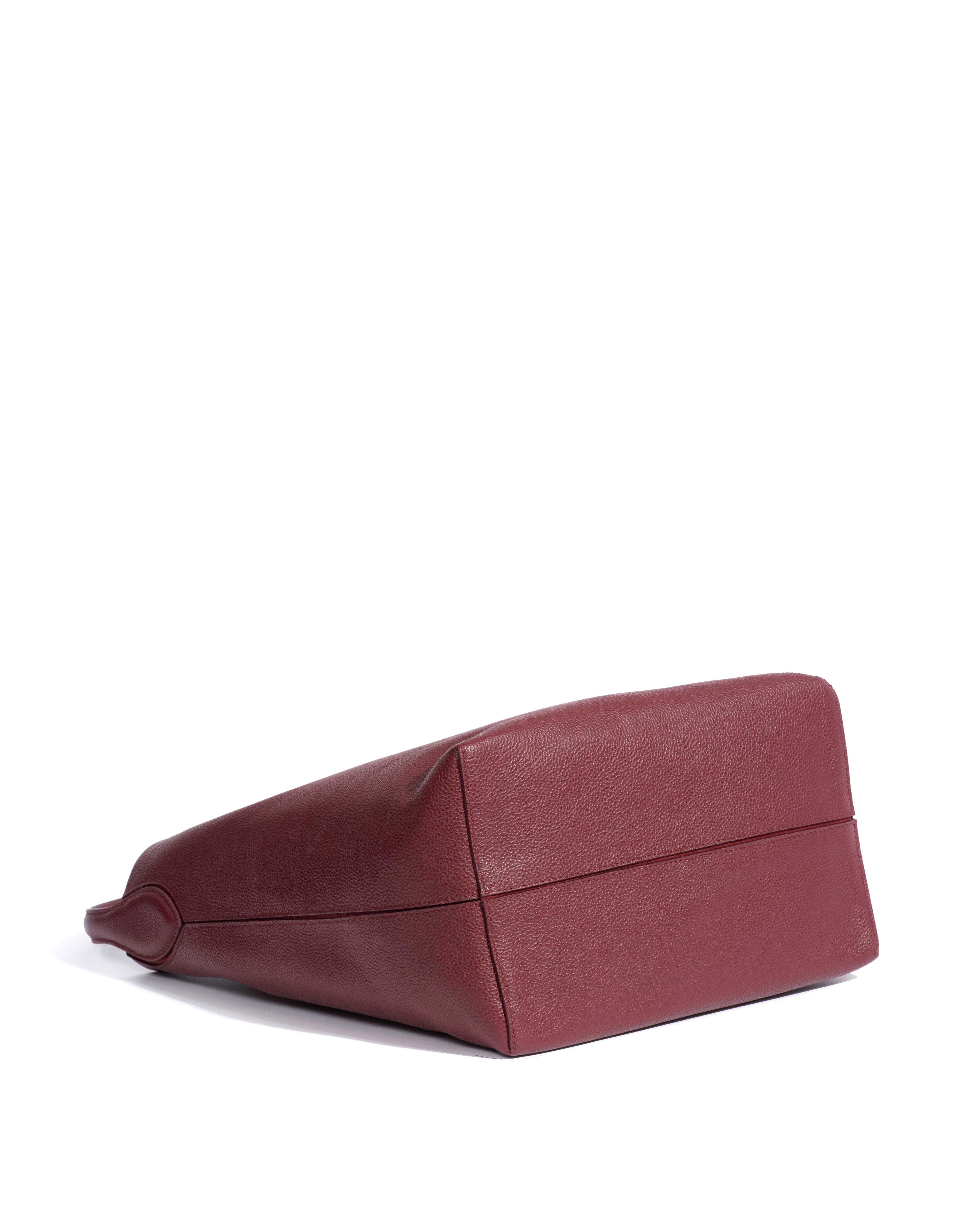 Versa everyday bag Pebbled soft calf Pomegranate - Image 4
