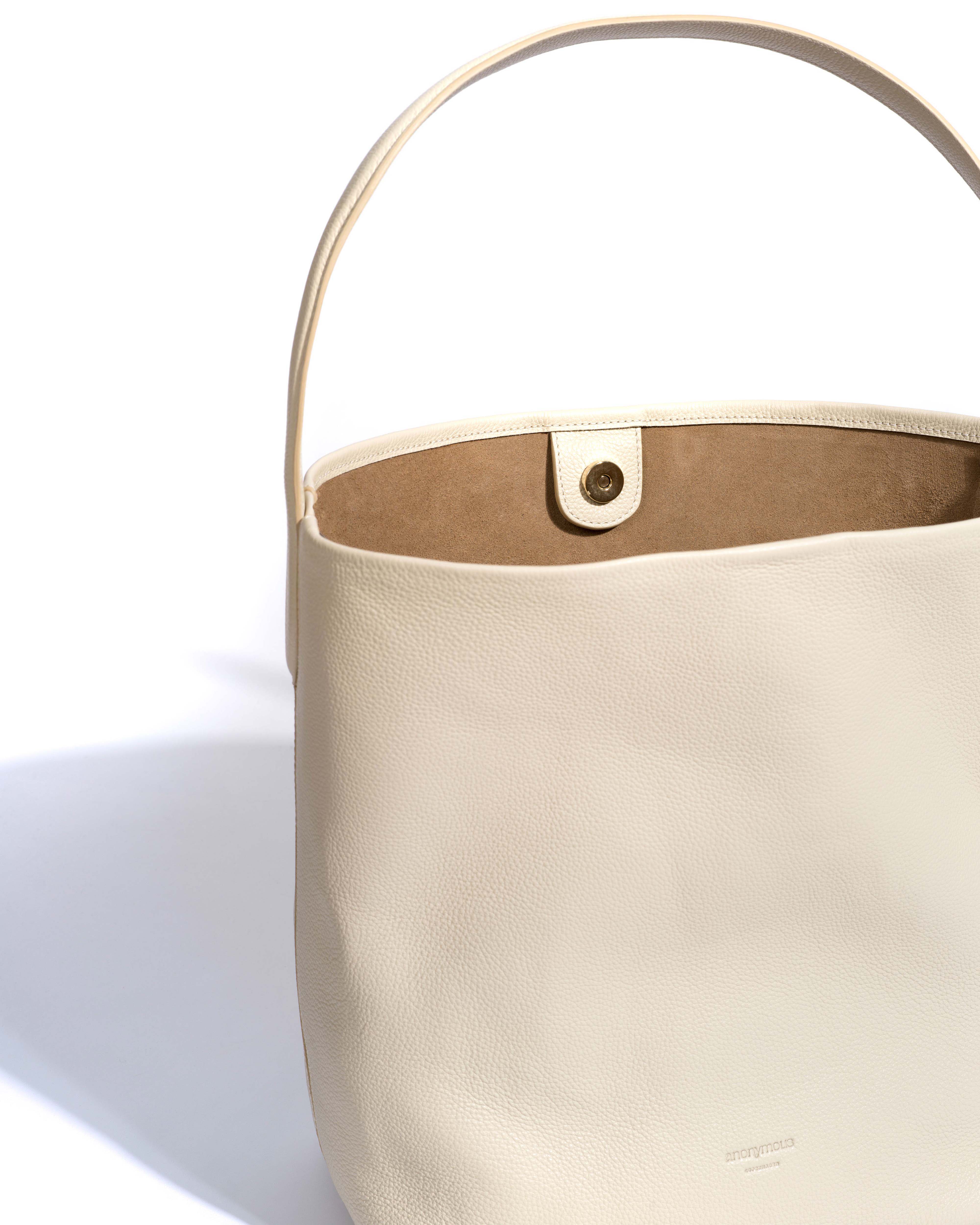Versa everyday bag Pebbled soft calf White sand - Image 5