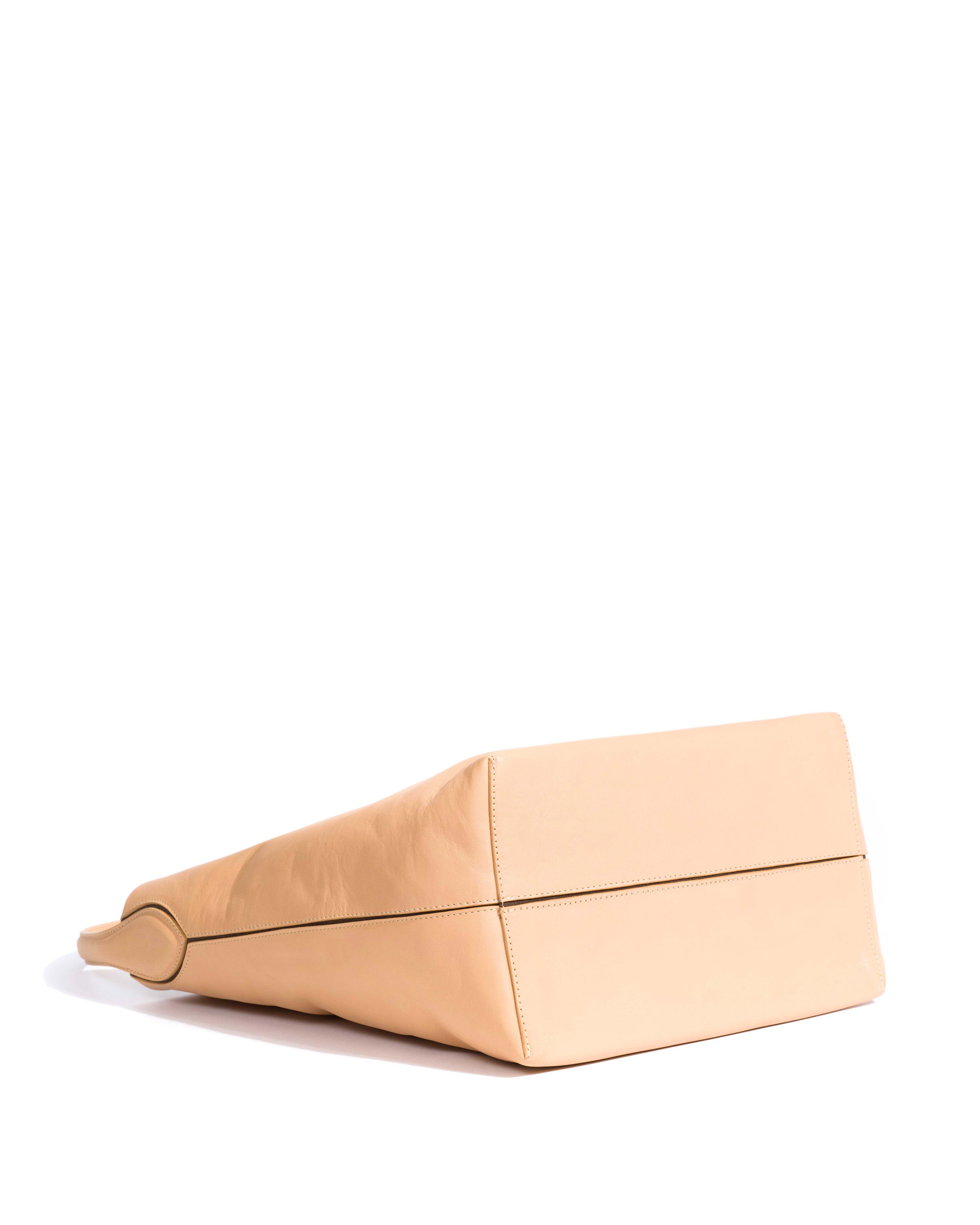 Versa everyday bag Vegetal soft calf Natural tan - Image 4