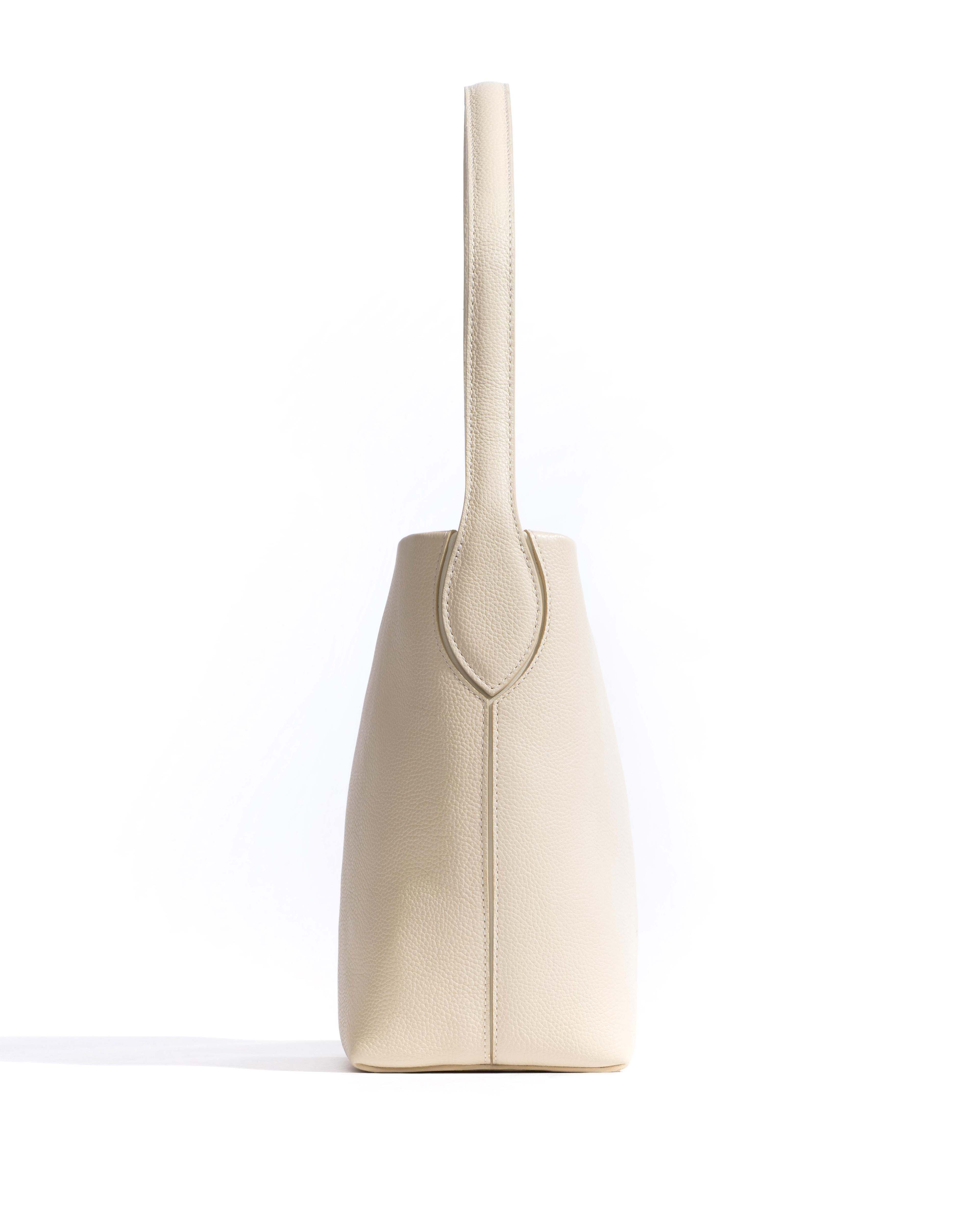 Versa petite bag Pebbled soft calf White sand - Image 3