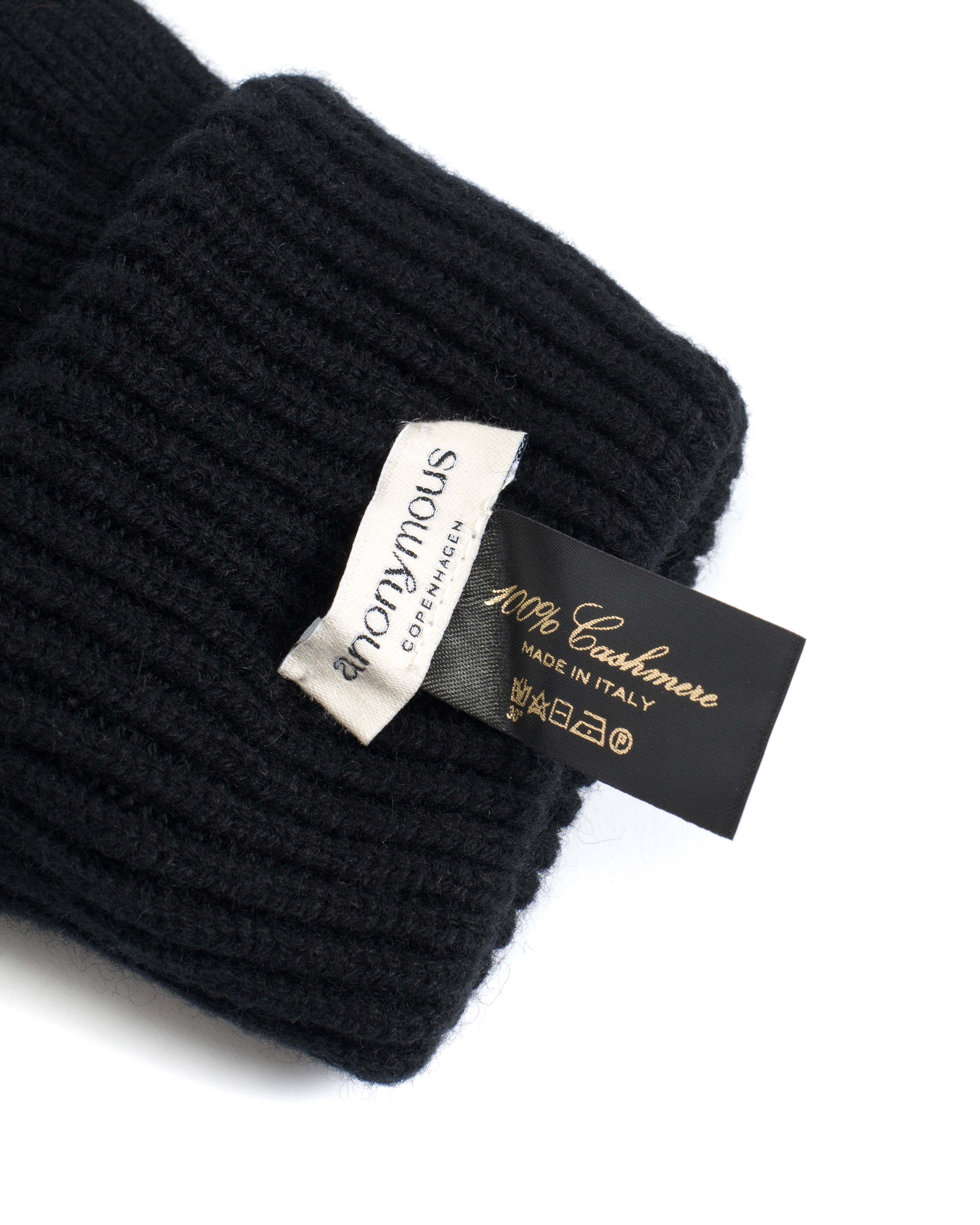 Vinni mitten 100% cashmere Black - Image 5