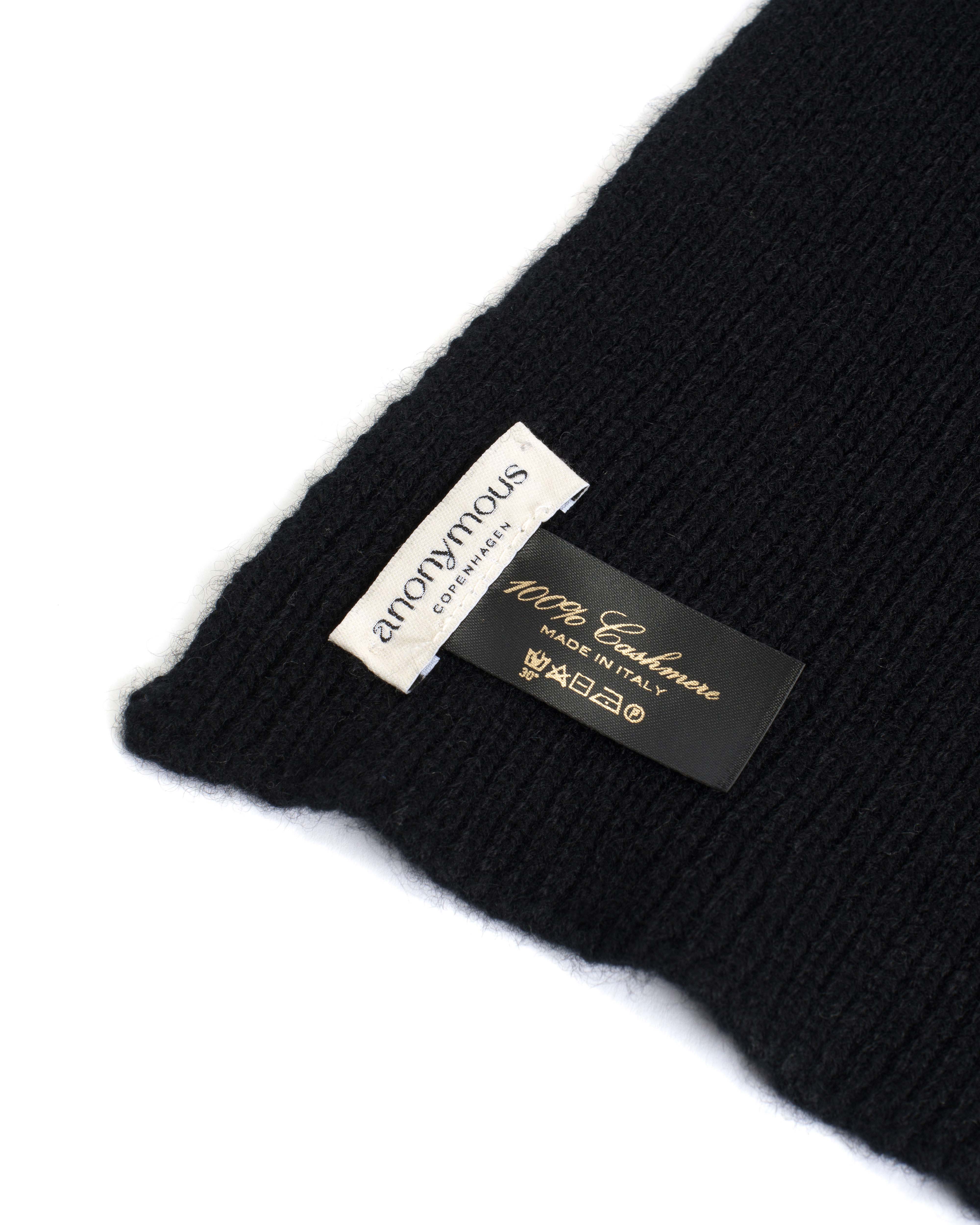 Vinni scarf 100% cashmere Black - Image 4