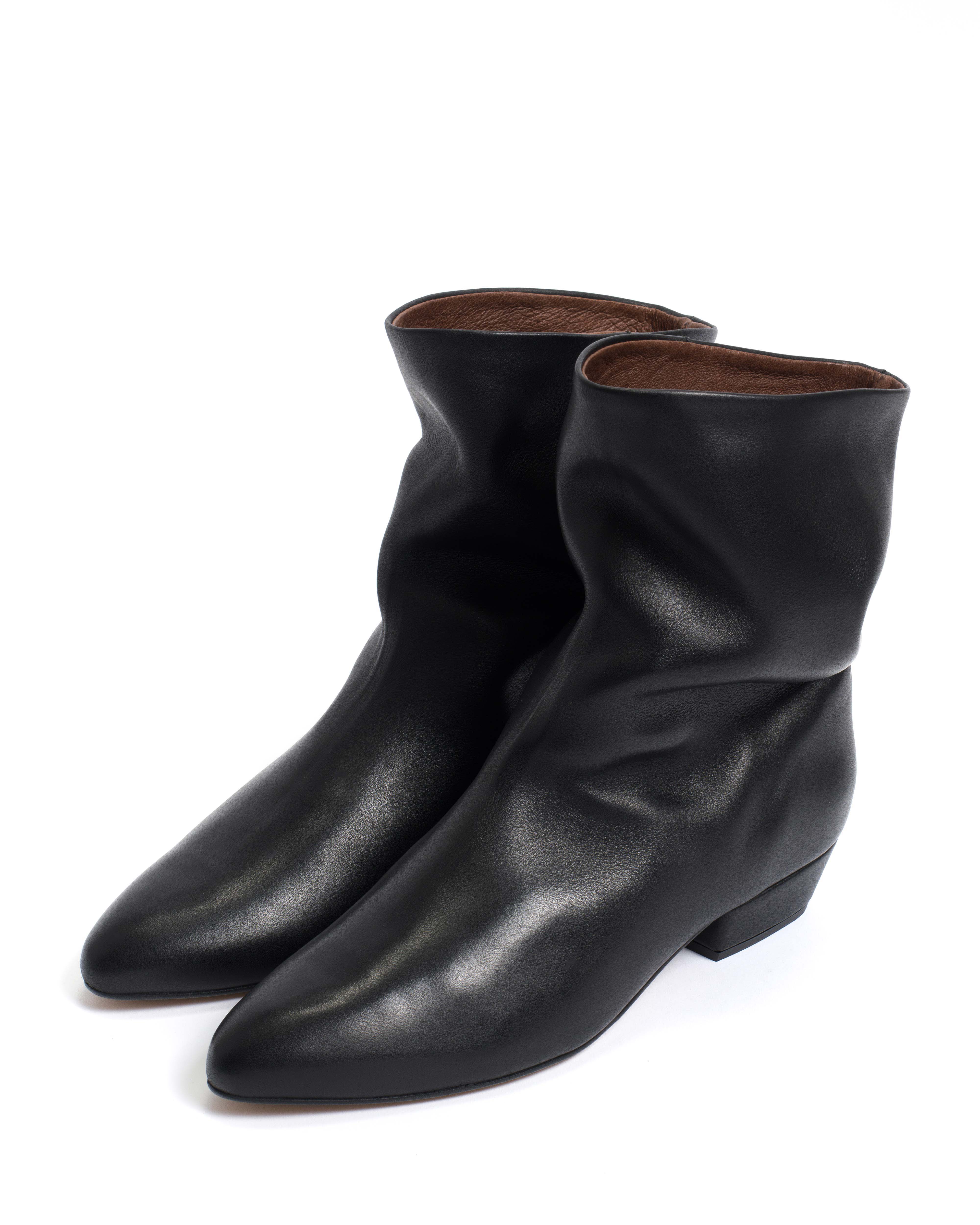 Vully 20 Soft calf Black - Image 2
