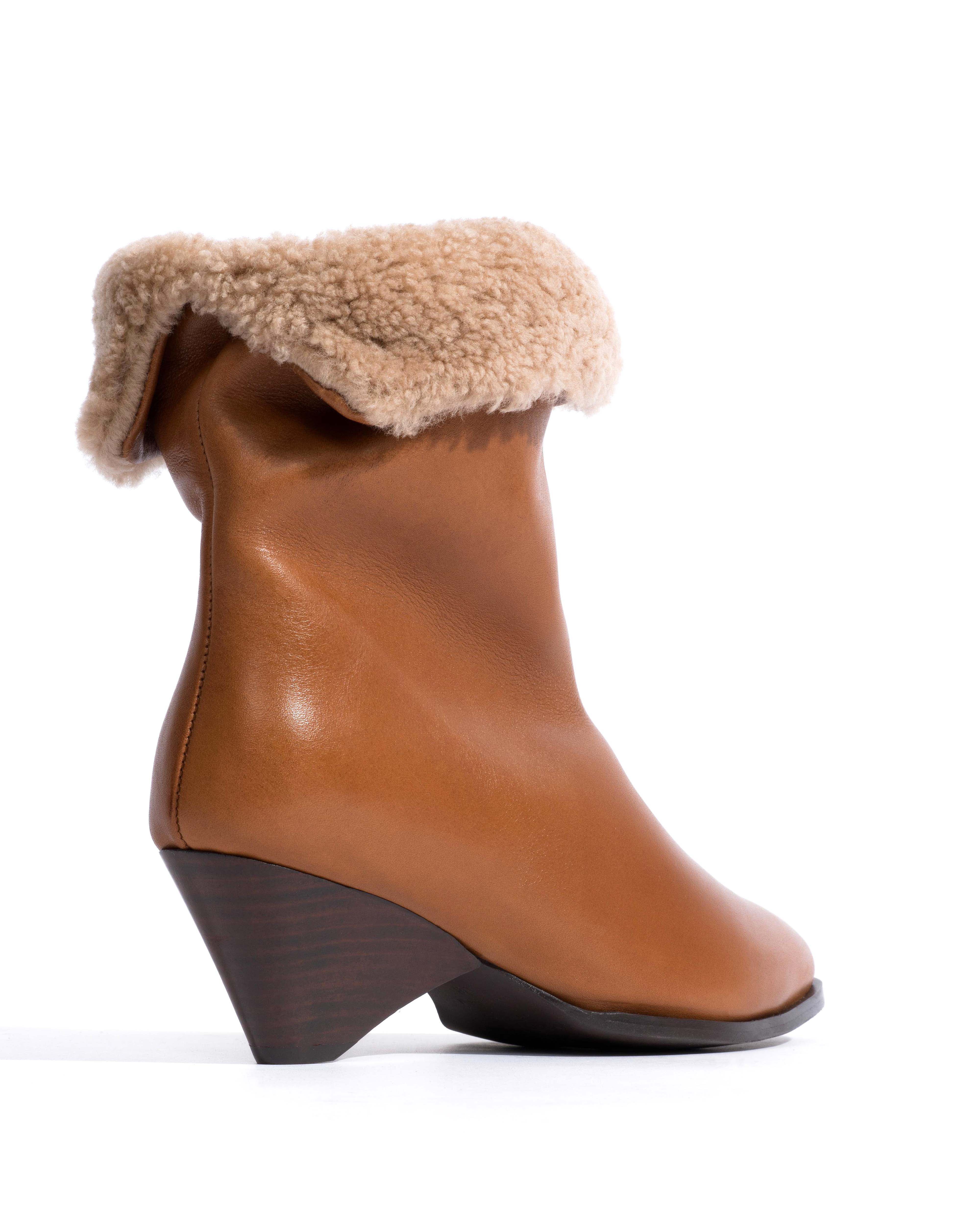 Vully 50 triangle lamb shearling Vegetal soft calf Cinnamon - Image 2
