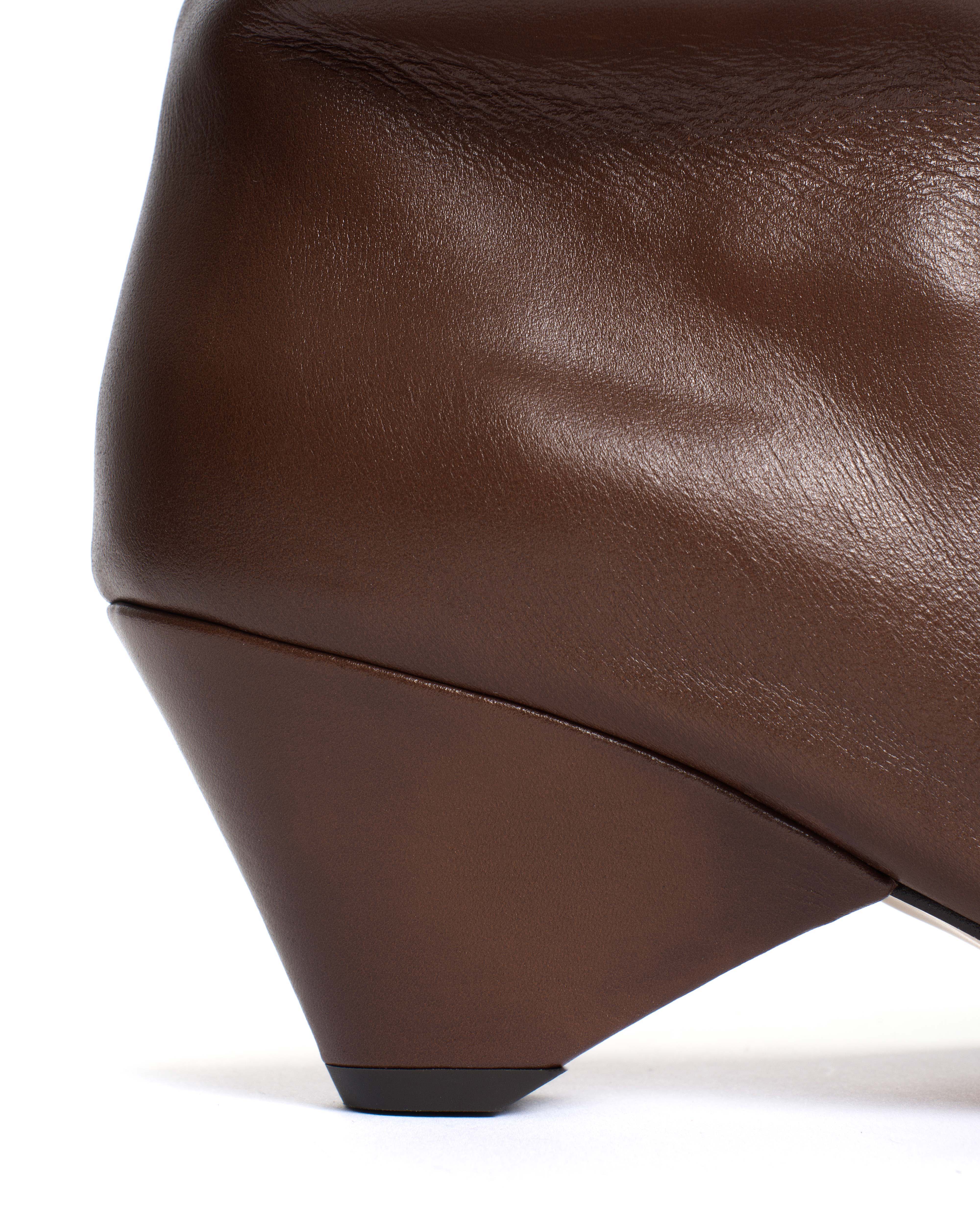 Vully 50 triangle Soft calf Chocolate - Image 7