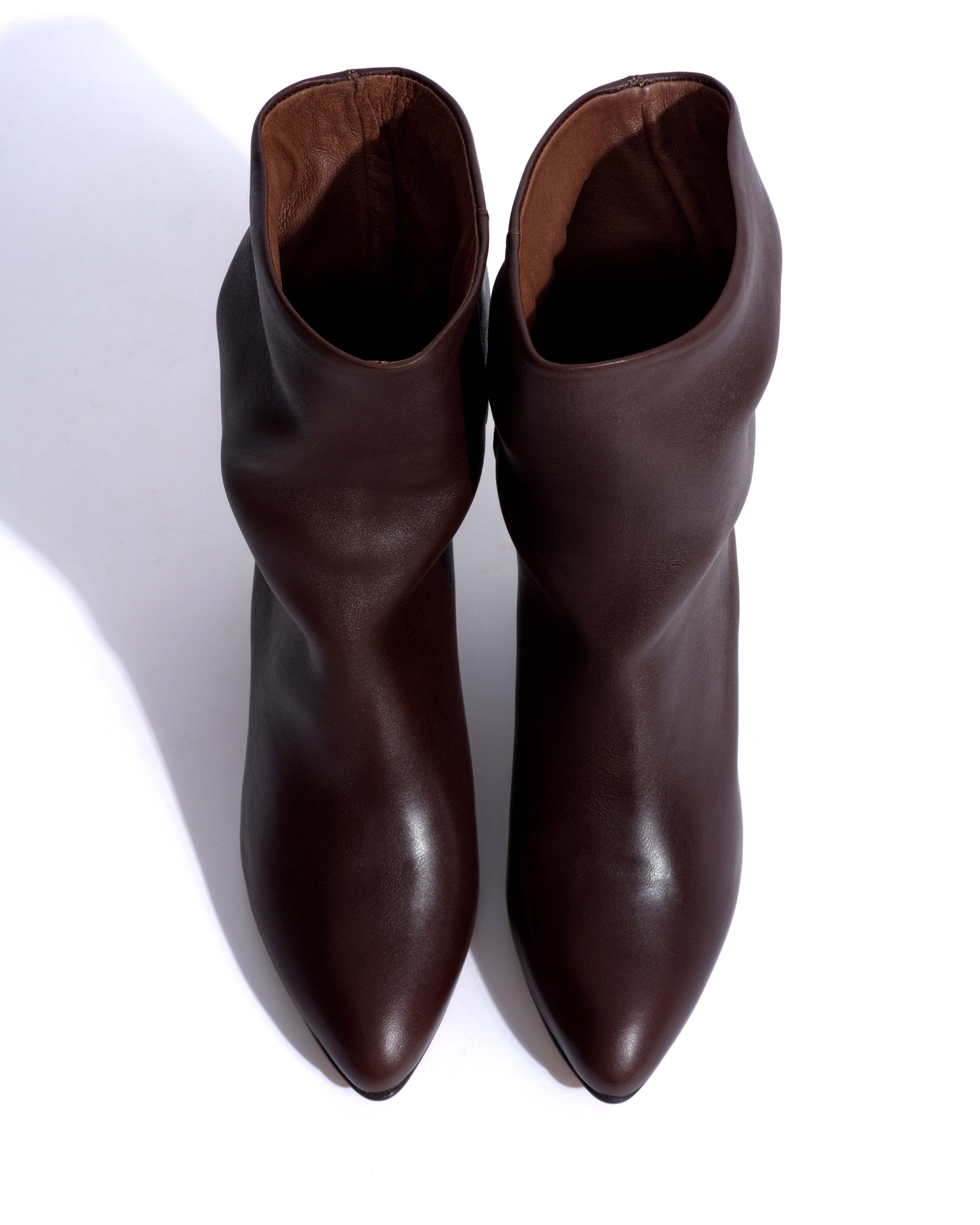 Vully 50 triangle Vegetal soft calf Coffee brown - Image 4