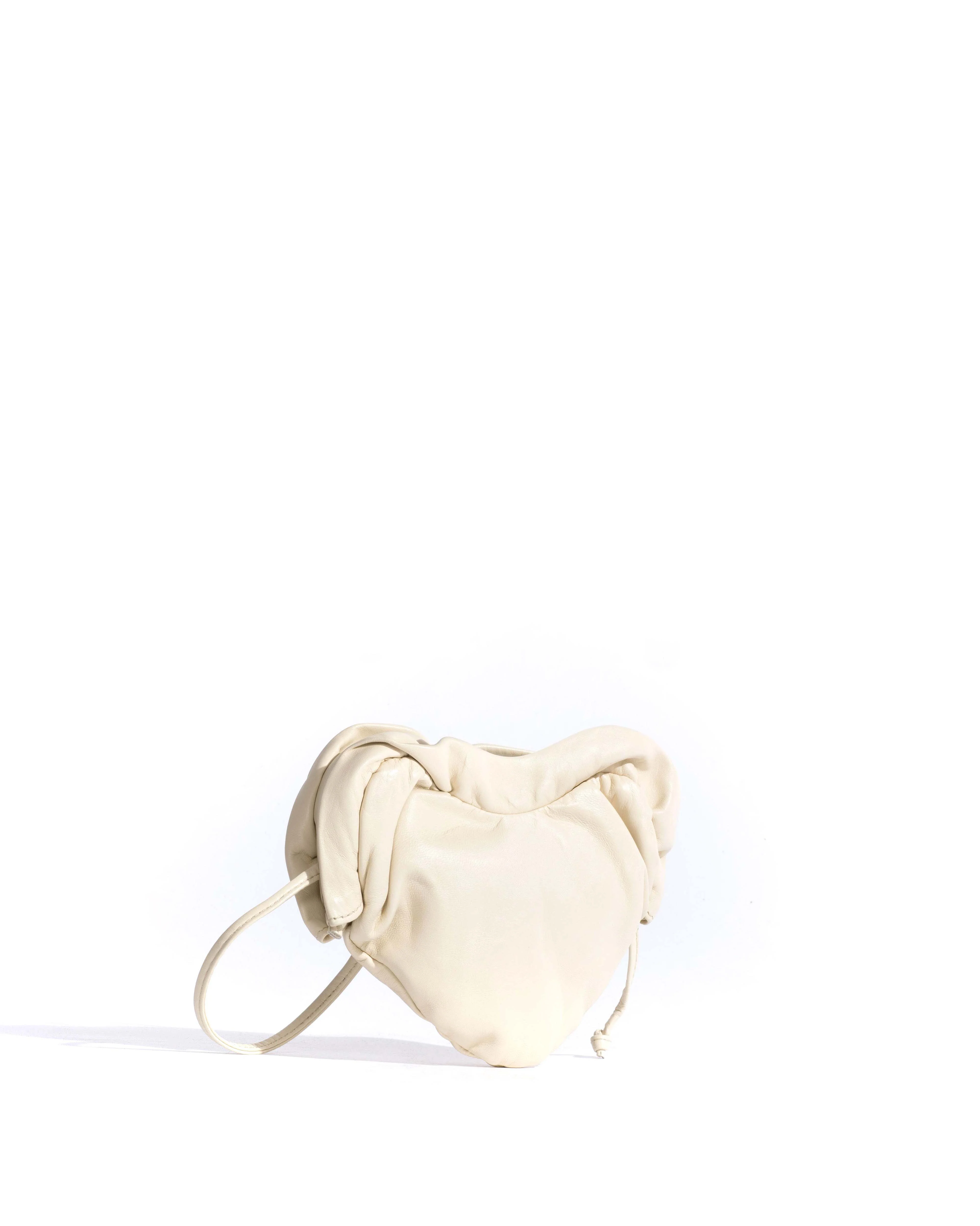 Zally petite heart bag Shiny lamb White sand - Image 2