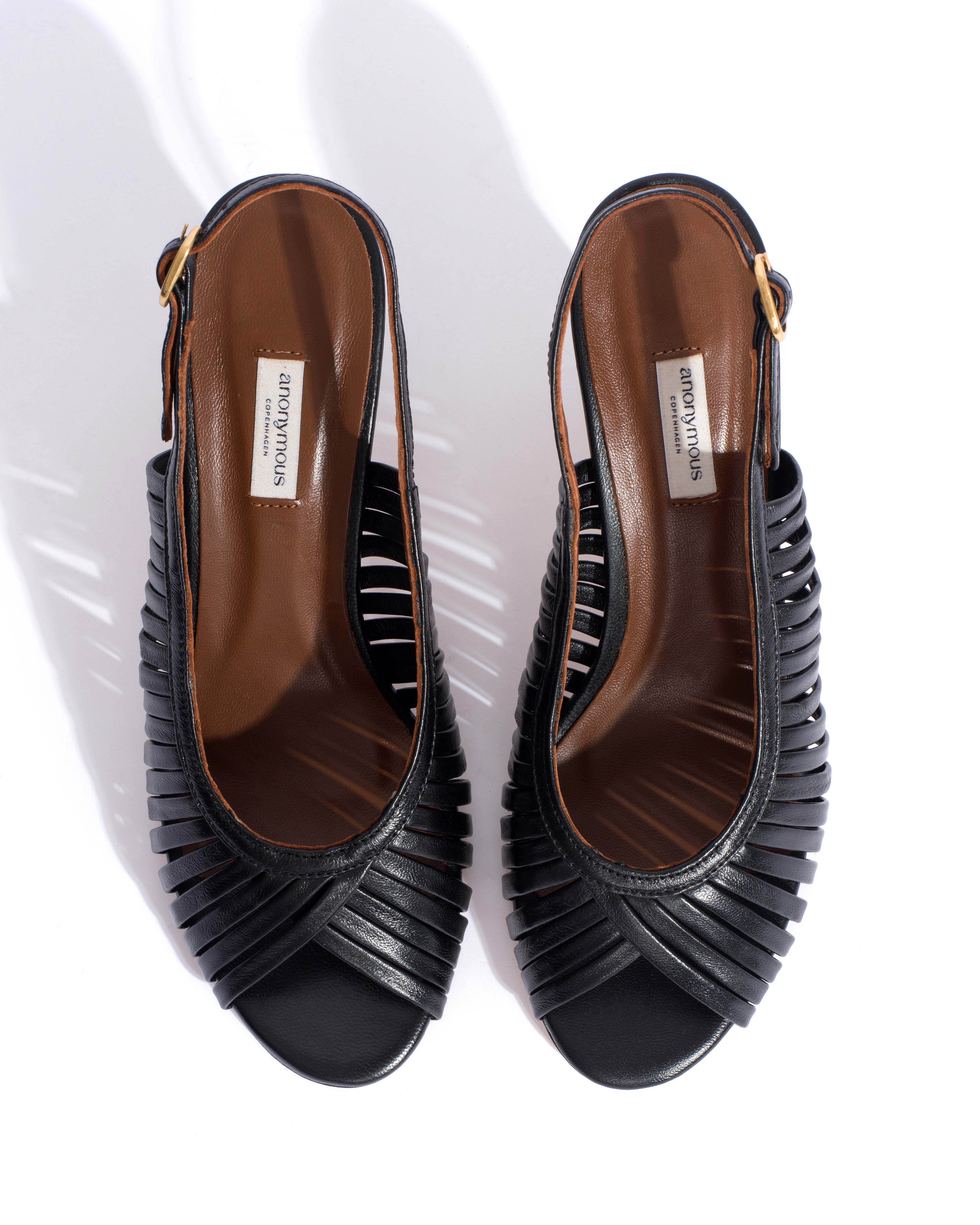 Zenia 75 Shiny lamb Black - Image 5
